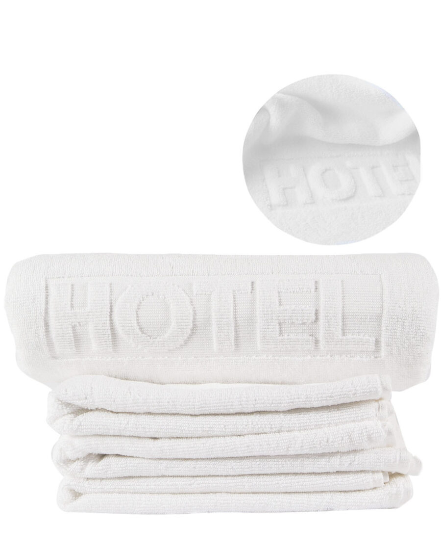 wzmocnionym podwójnym przeszyciem, krótszą pętelką niż w ręczniku do domowego użytku aby ręcznik był bardziej odporny na zaciąganie podczas częstego użytkowania .